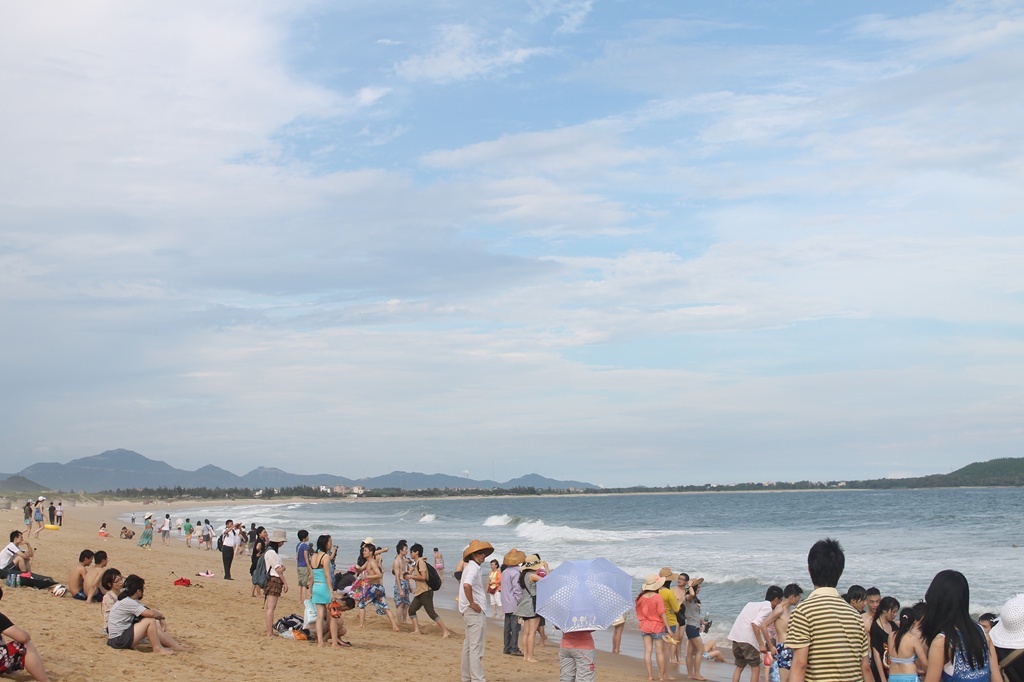 阳江沙滩旅游攻略_阳江沙扒湾有什么好玩
